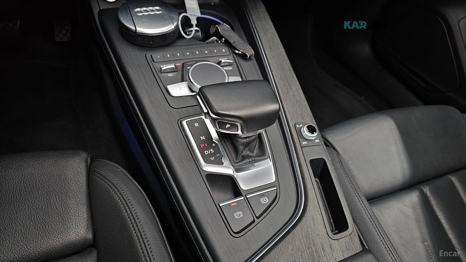 Audi A4 * LED* ПАНО* KEYLESS* Camera* ПОДГРЕВ* , снимка 9 - Автомобили и джипове - 55101551
