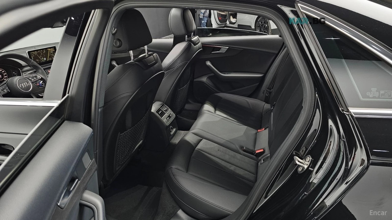 Audi A4 * LED* ПАНО* KEYLESS* Camera* ПОДГРЕВ* , снимка 12 - Автомобили и джипове - 55101551