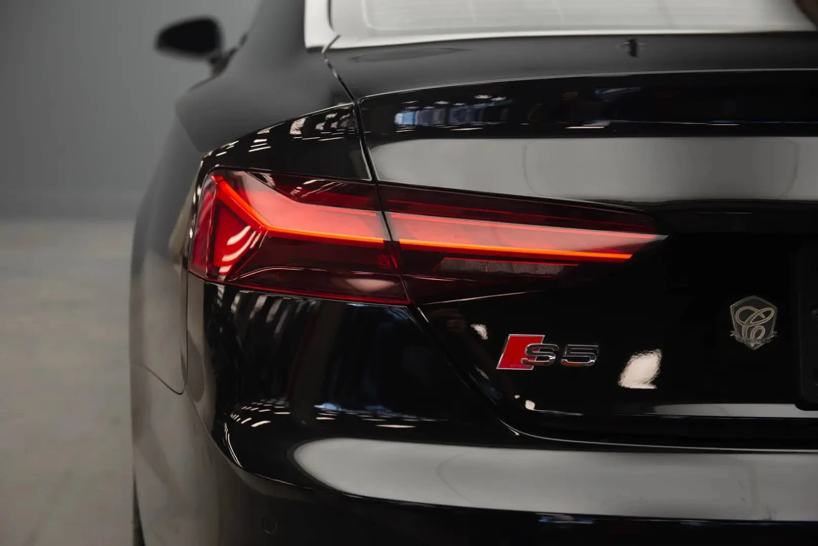 Audi S5 Progressiv ЦЕНА ДО БЪЛГАРИЯ АВТОКРЕДИТ, снимка 5 - Автомобили и джипове - 55276076