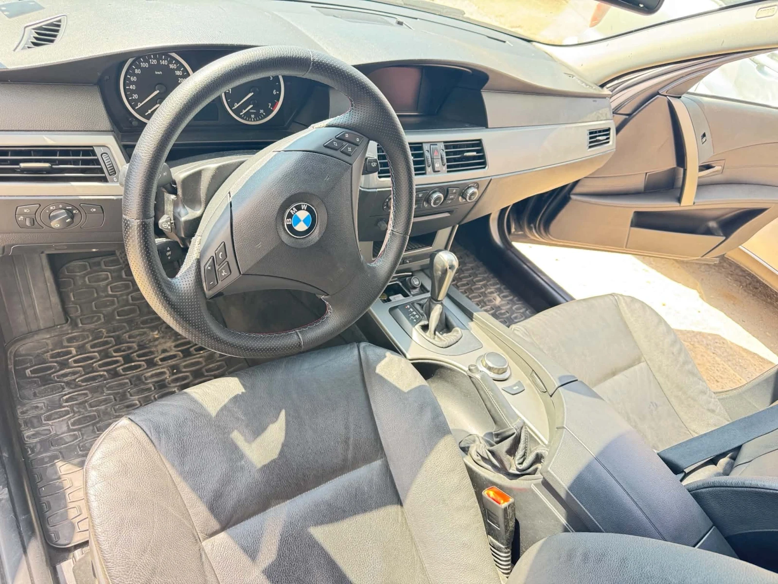 BMW 523 i, снимка 4 - Автомобили и джипове - 55340807