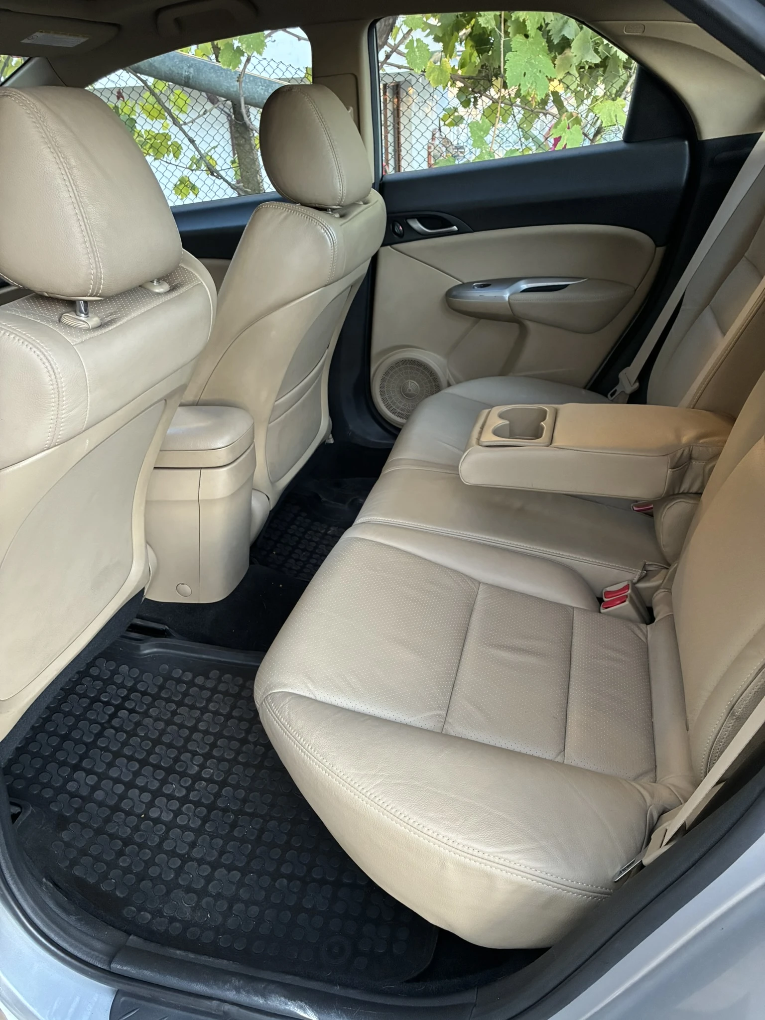 Honda Civic ЕXECUTIVE, снимка 5 - Автомобили и джипове - 55417448