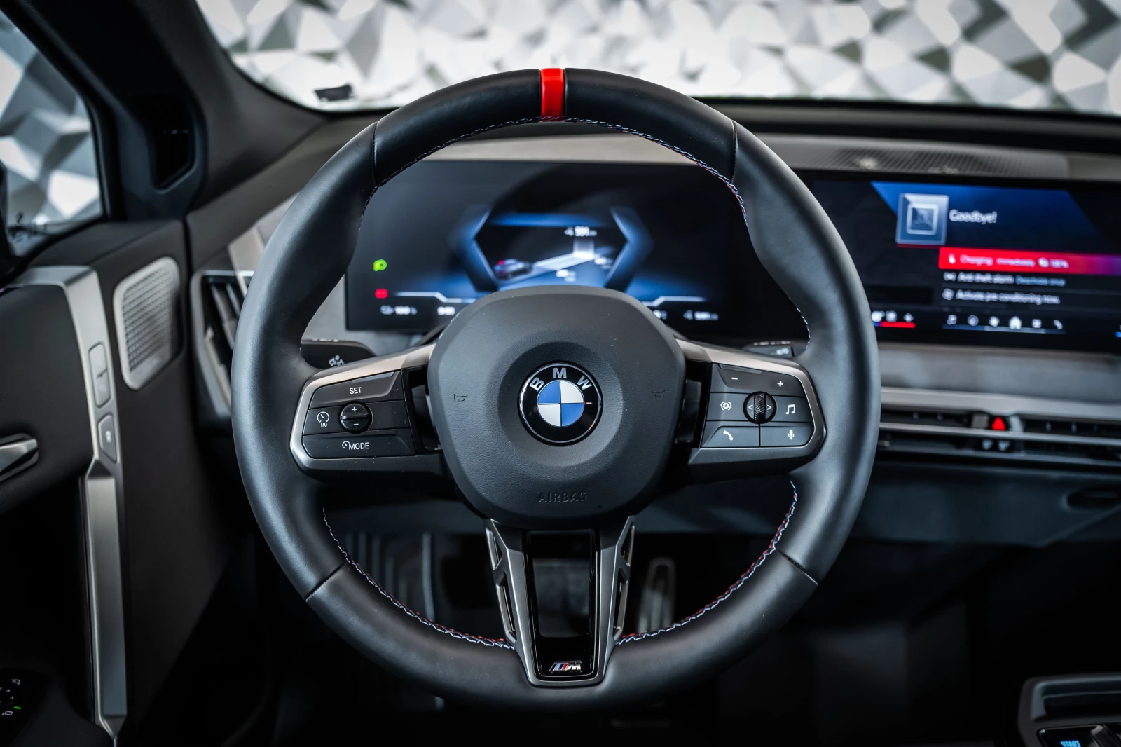 BMW iX M70 M-sport* 360, снимка 11 - Автомобили и джипове - 55615042