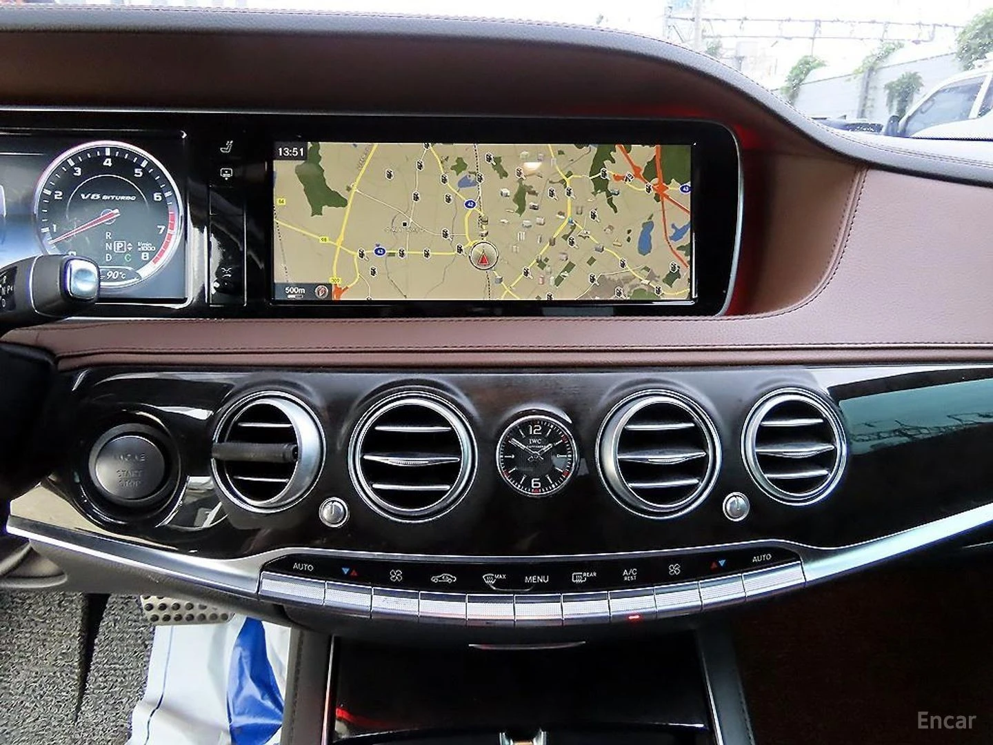 Mercedes-Benz S 63 AMG 4MATIC* КОЖА* ПОДГРЕВ* ОБДУХВ* BURMASTER* PANO* 36, снимка 13 - Автомобили и джипове - 55690954