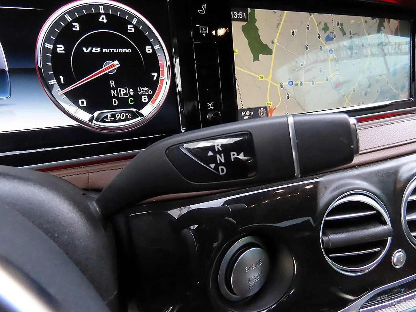 Mercedes-Benz S 63 AMG 4MATIC* КОЖА* ПОДГРЕВ* ОБДУХВ* BURMASTER* PANO* 36, снимка 10 - Автомобили и джипове - 55690954