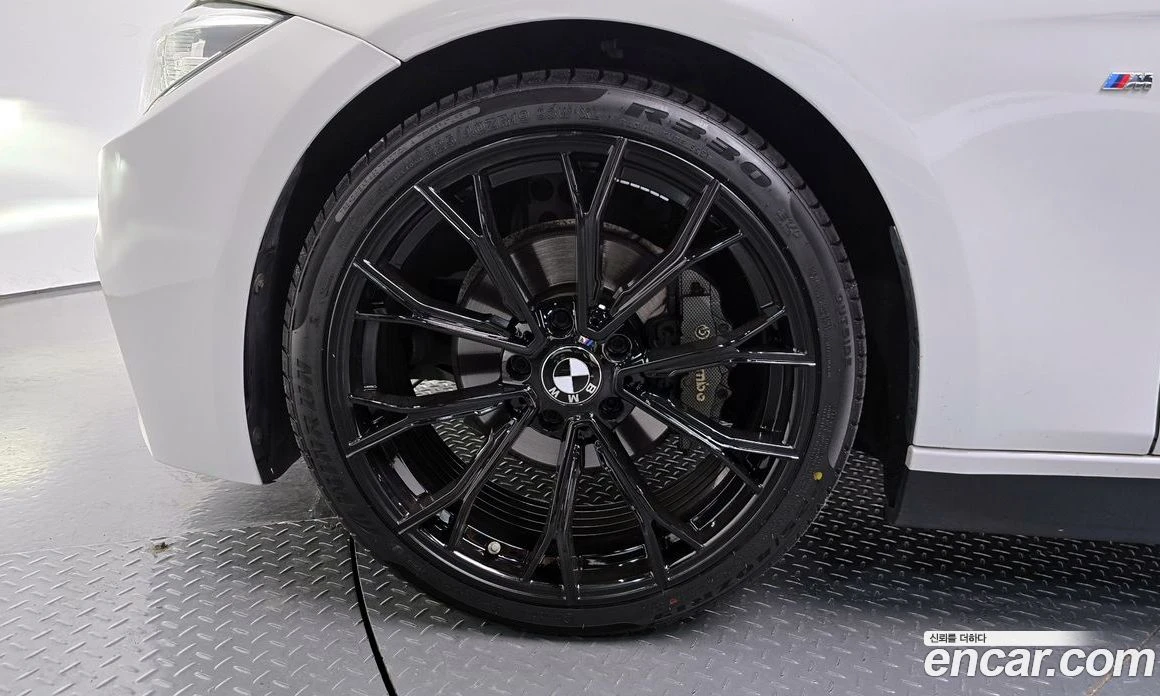 BMW 320 320i M Sport, снимка 4 - Автомобили и джипове - 56156525