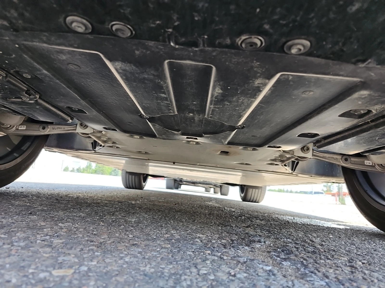 BMW iX Xdrive50, снимка 14 - Автомобили и джипове - 56302442
