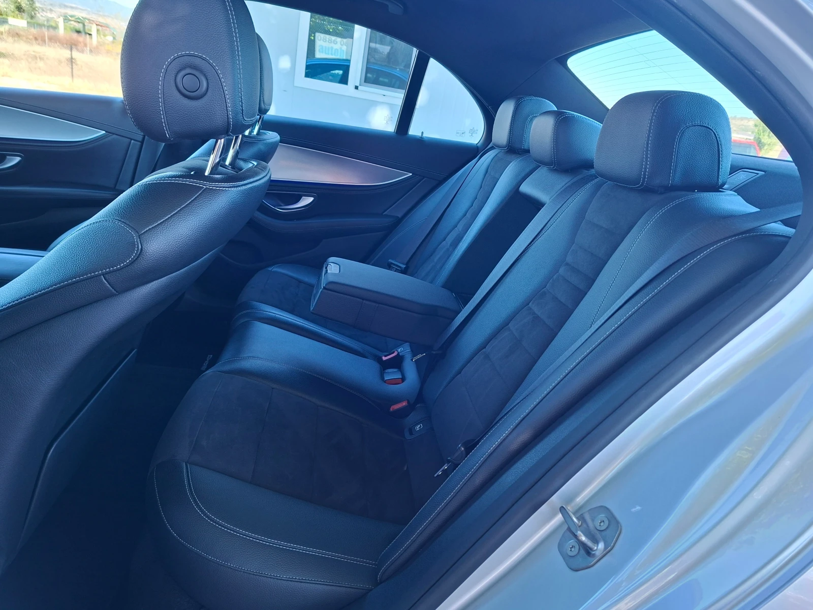Mercedes-Benz E 350 3.0D* PREMIUM PLUS* F1* Head Up* 36�. � 574EUR. | Mobile.bg � ����������� 10