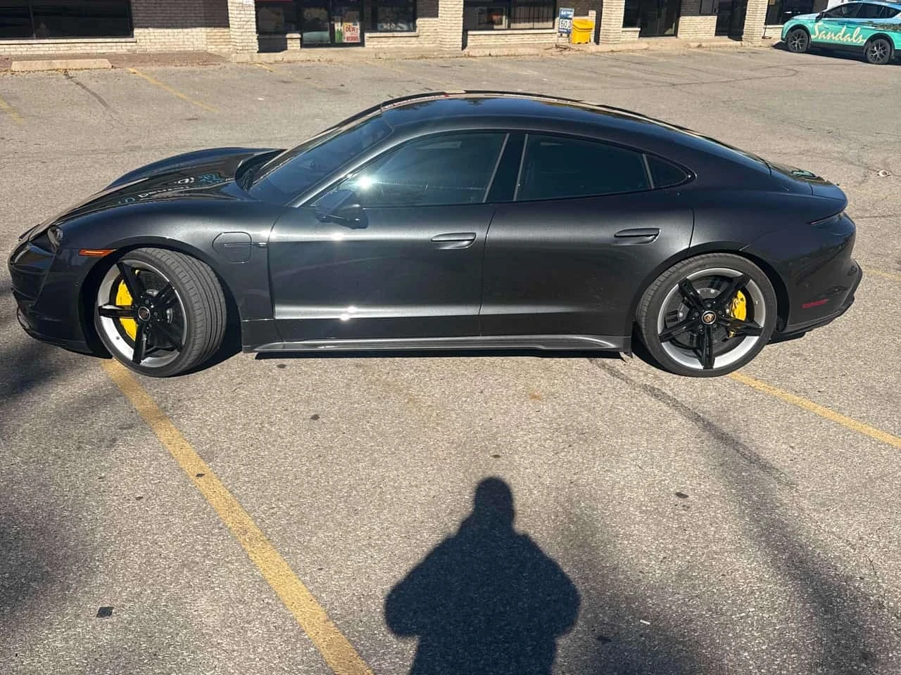 Porsche Taycan Turbo S Sedan  CARFAX | Mobile.bg � ����������� 2