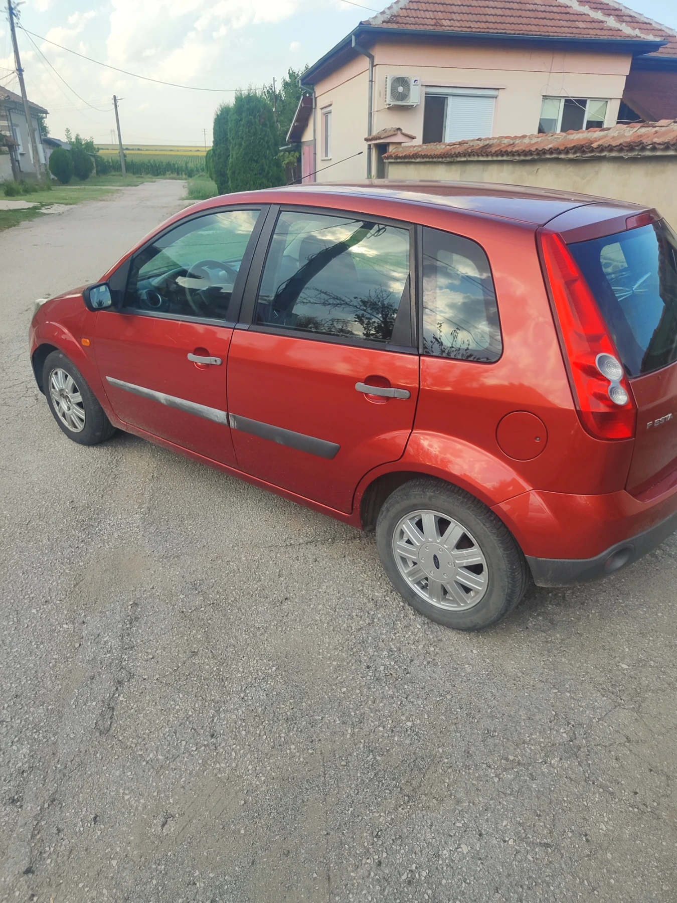 Ford Fiesta, снимка 3 - Автомобили и джипове - 56570128