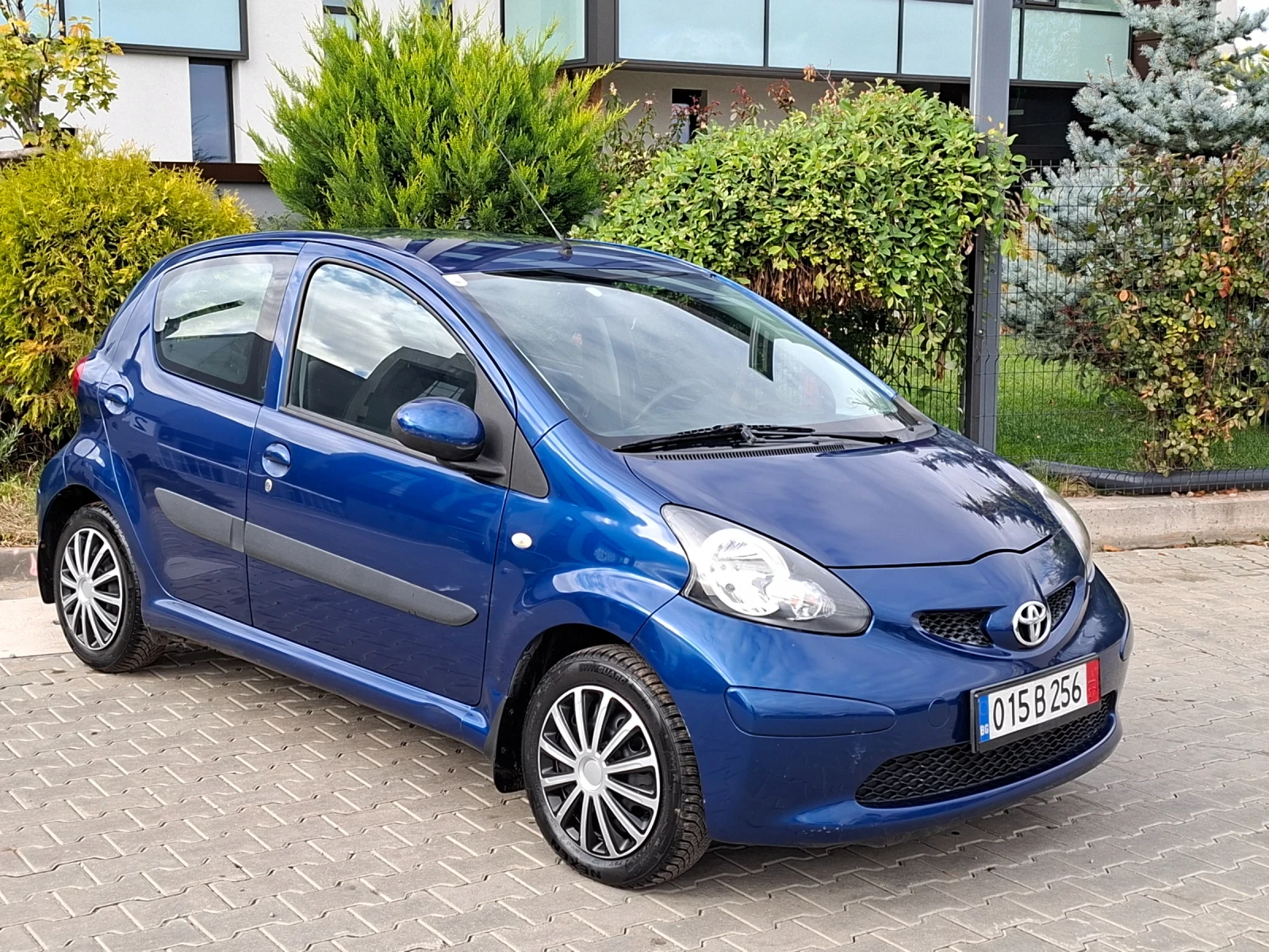 Toyota Aygo 1.0i* (68��)* * ��� ����* *  | Mobile.bg � ����������� 12