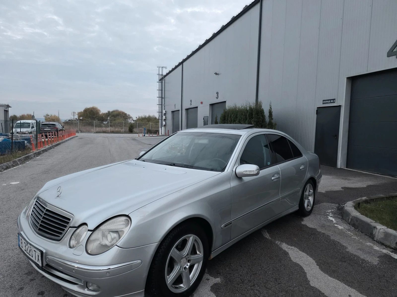 Mercedes-Benz E 240 2.6 Бензин-Газ Автомат 