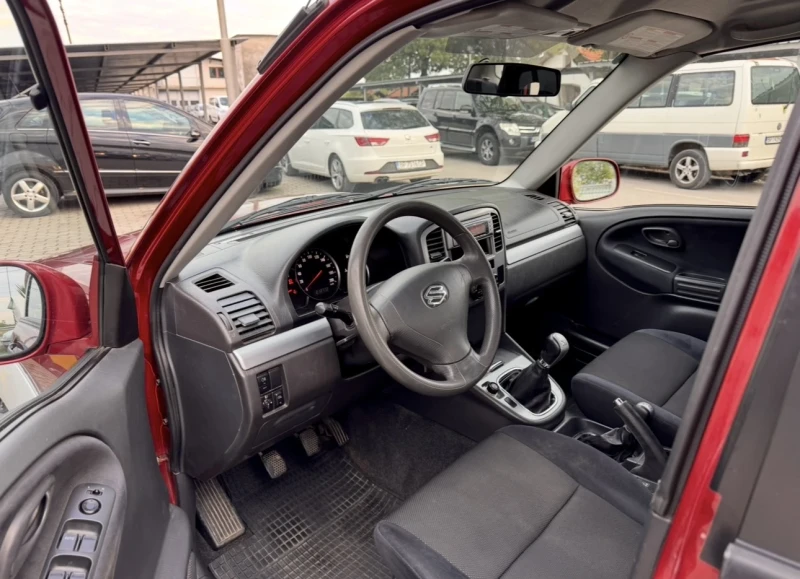 Suzuki Grand vitara 2.0TD / 4x4 / Клима, снимка 5 - Автомобили и джипове - 51895118