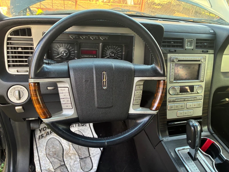 Lincoln Navigator, снимка 6 - Автомобили и джипове - 52765865