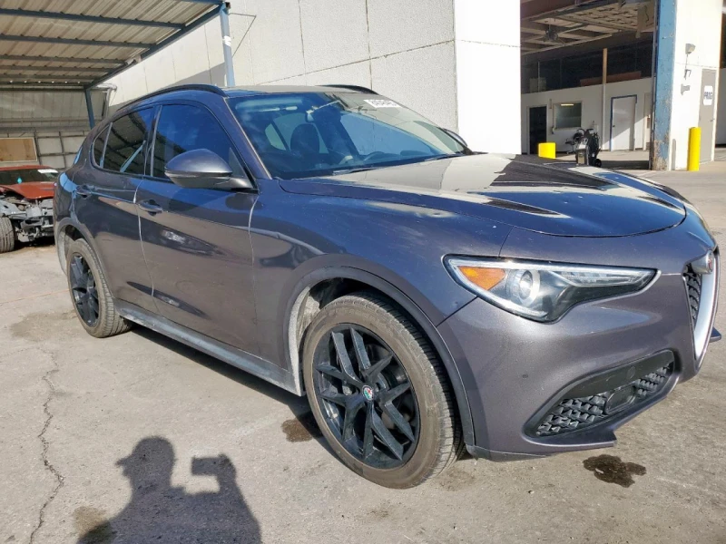 Alfa Romeo Stelvio SPORT* AWD* ПОДГРЕВ* CARPLAY, снимка 2 - Автомобили и джипове - 53155922