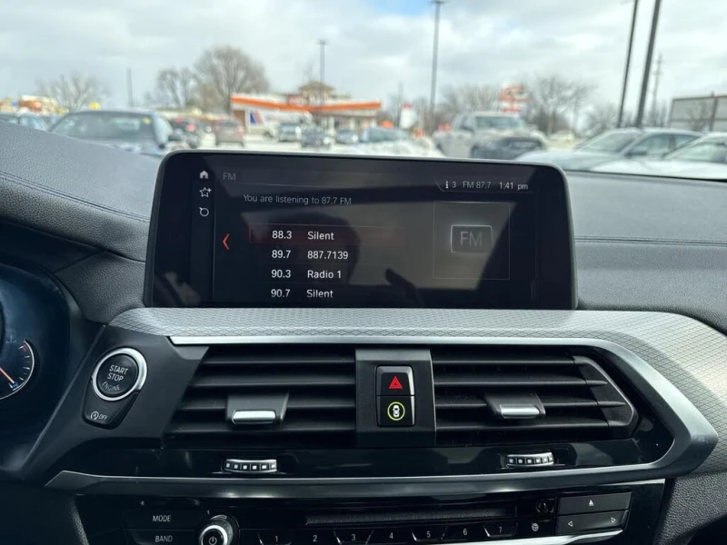 BMW X3 * М-Package* * HeadUp* AвтоКредит* (ЦЕНА ДО БГ), снимка 15 - Автомобили и джипове - 53444850