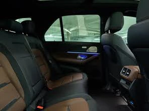 Mercedes-Benz GLE 53 4MATIC 4 MATIC * АвтоКредит(ЦЕНА ДО БГ), снимка 17 - Автомобили и джипове - 53639775