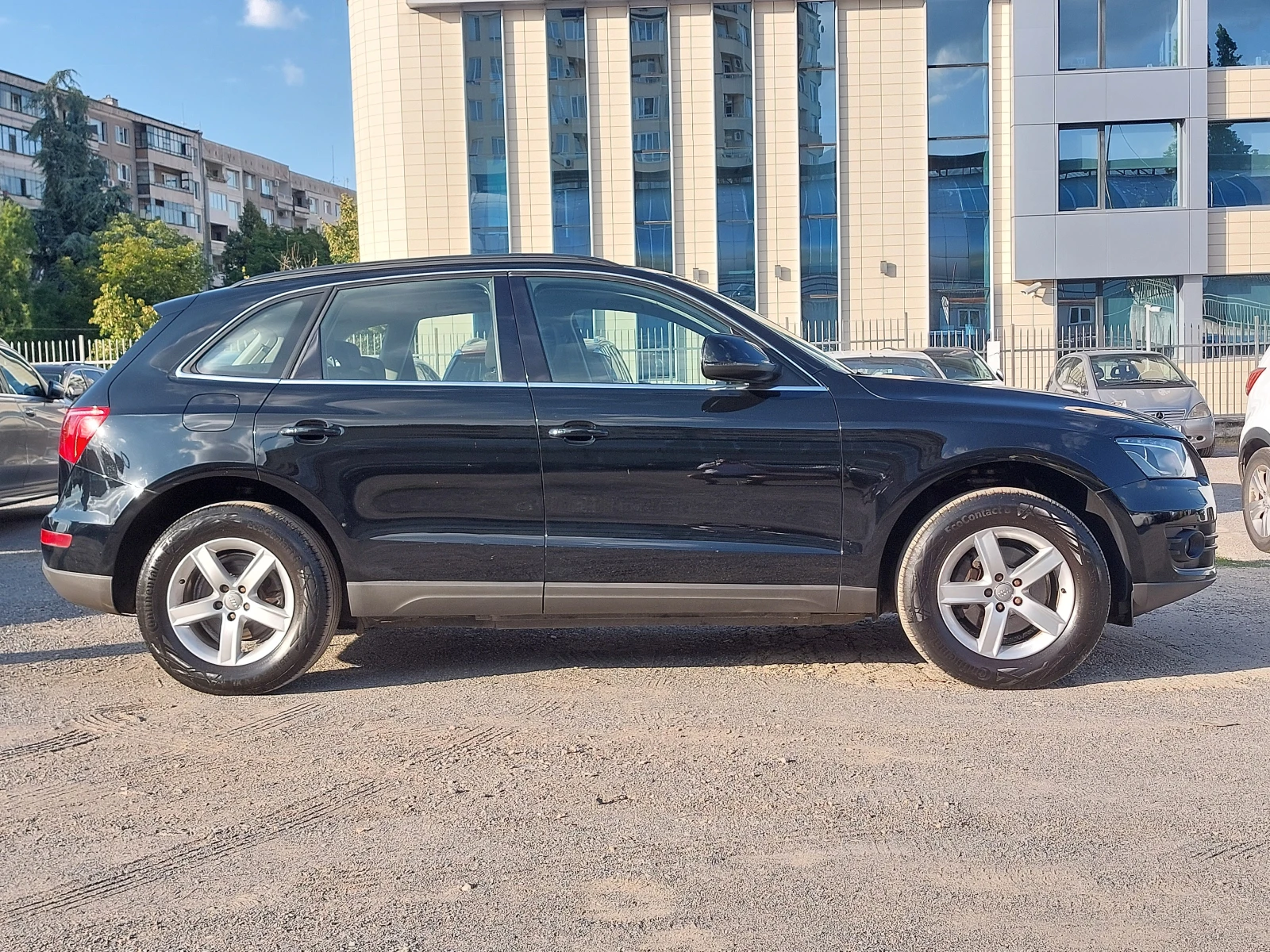 Audi Q5 2.0TDi AUTOMATIC QUATTRO ПАНОРАМА - изображение 3