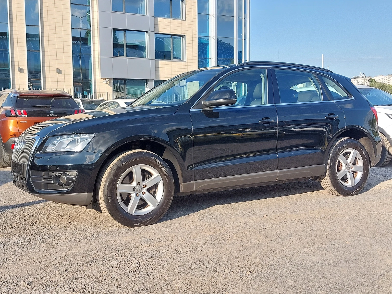 Audi Q5 2.0TDi и 3.0TDi AUTOMATIC QUATTRO ПАНОРАМА S-LINE - изображение 10