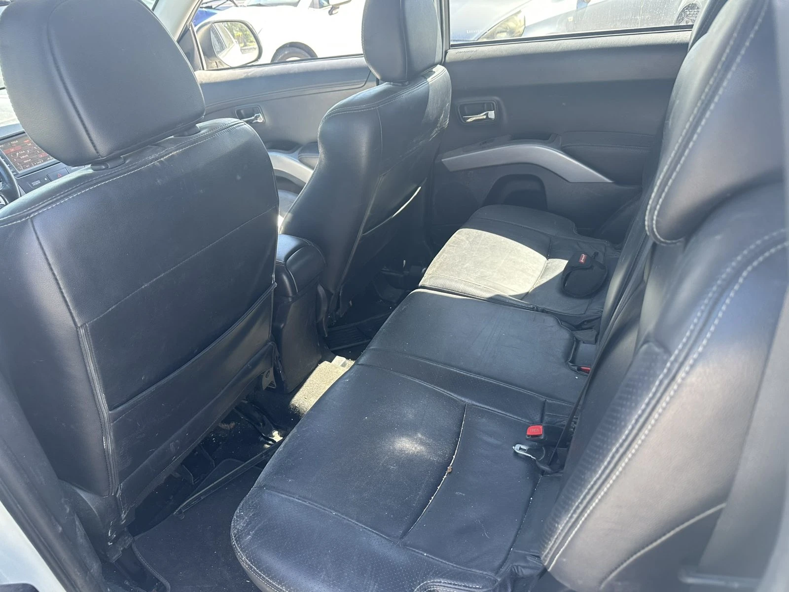 Citroen C-Crosser 2.2 DISEL - изображение 4