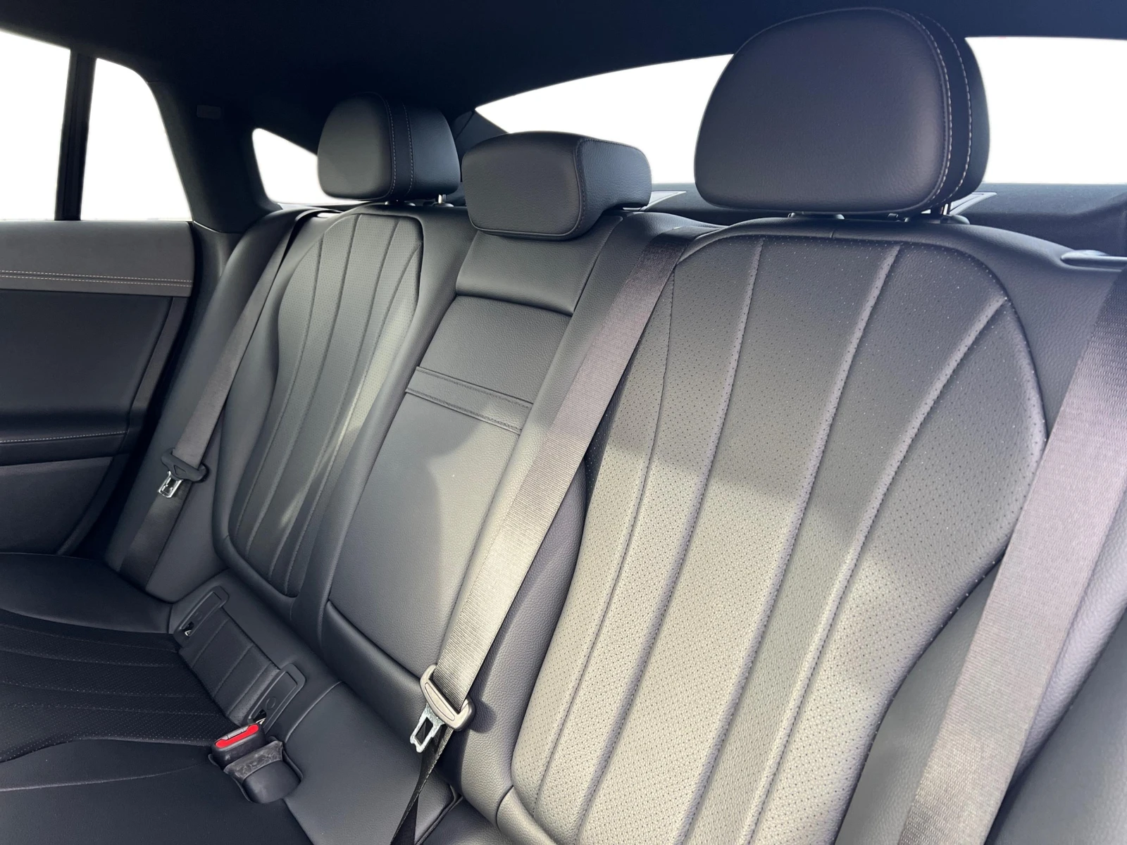 Mercedes-Benz EQE 300 | Mobile.bg   12