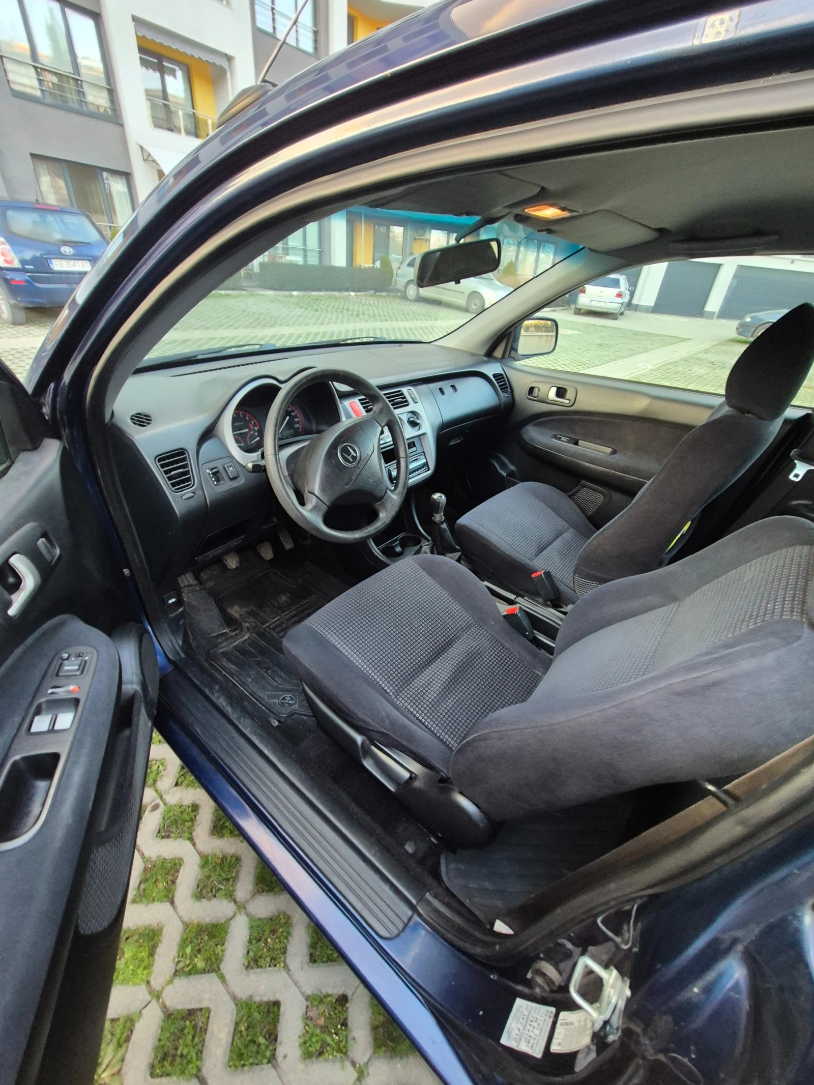 Honda Hr-v 1.6i. Работещ климатик. Перфектна за газ, снимка 13 - Автомобили и джипове - 53585674