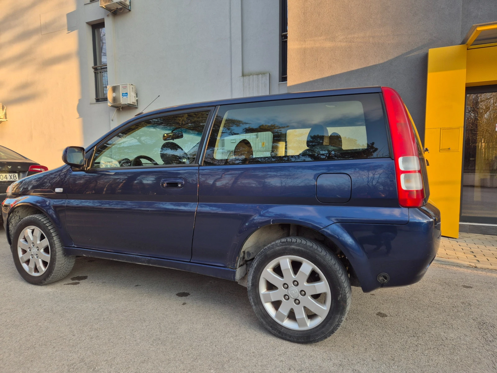 Honda Hr-v 1.6i. Работещ климатик. Перфектна за газ - изображение 4