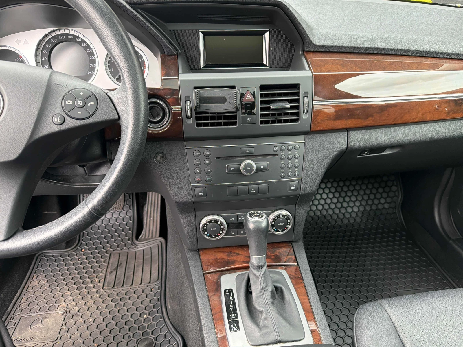 Mercedes-Benz GLK 350| ПОДГРЕВИ| 2 КЛЮЧА| CARFAX| КЛИП НА МОТОР - изображение 9