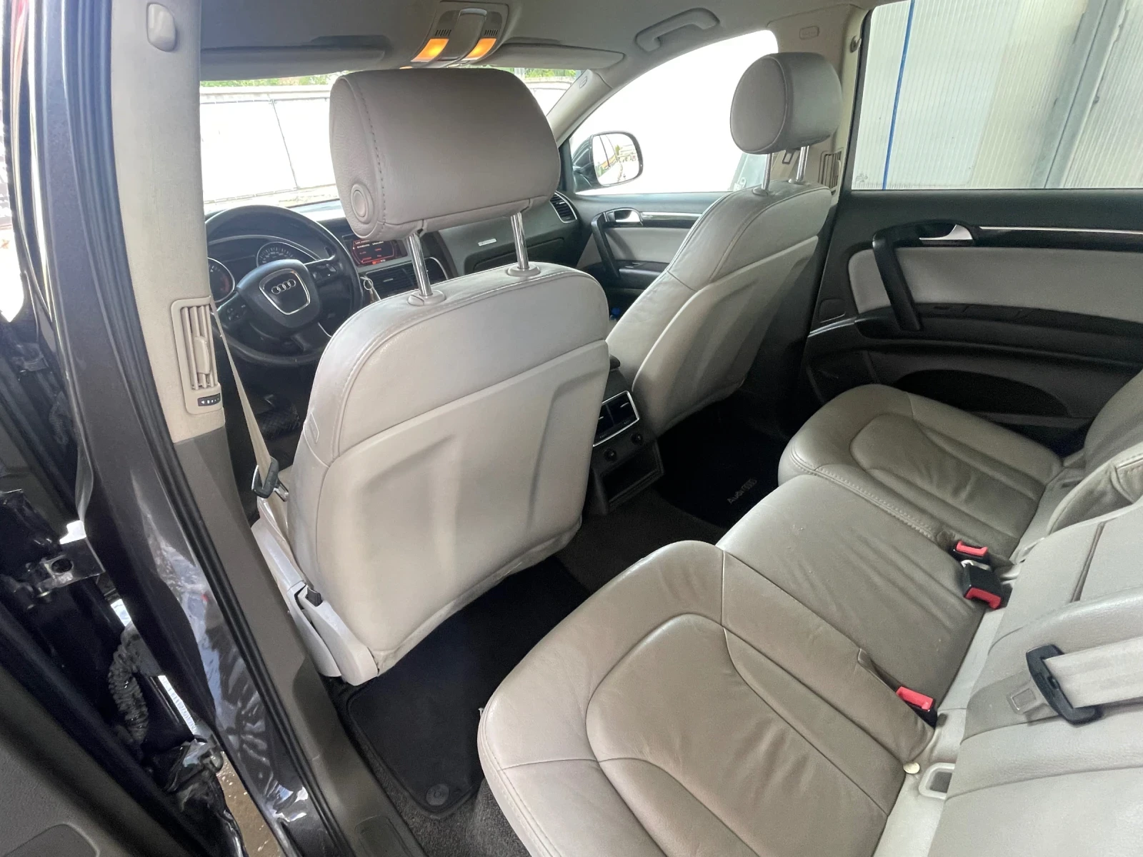 Audi Q7, снимка 8 - Автомобили и джипове - 53880171