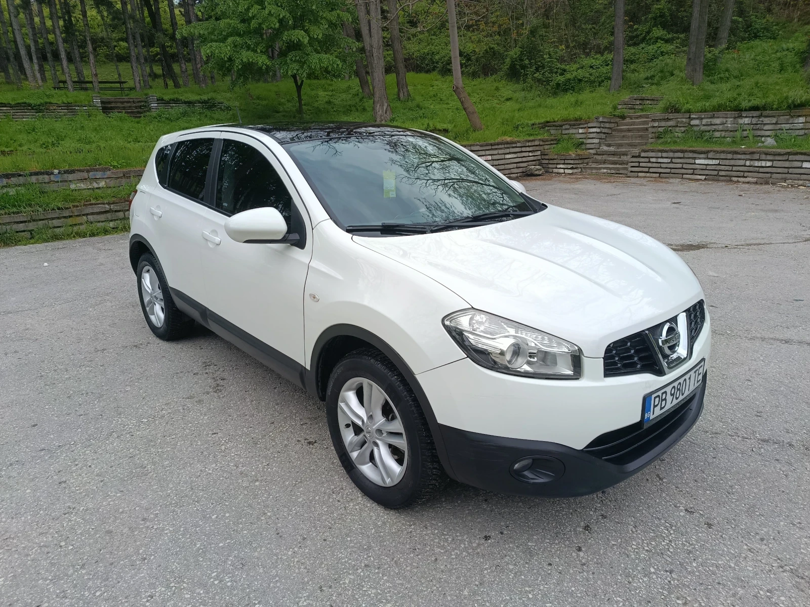 Nissan Qashqai 1, 5dci, снимка 8 - Автомобили и джипове - 54381494