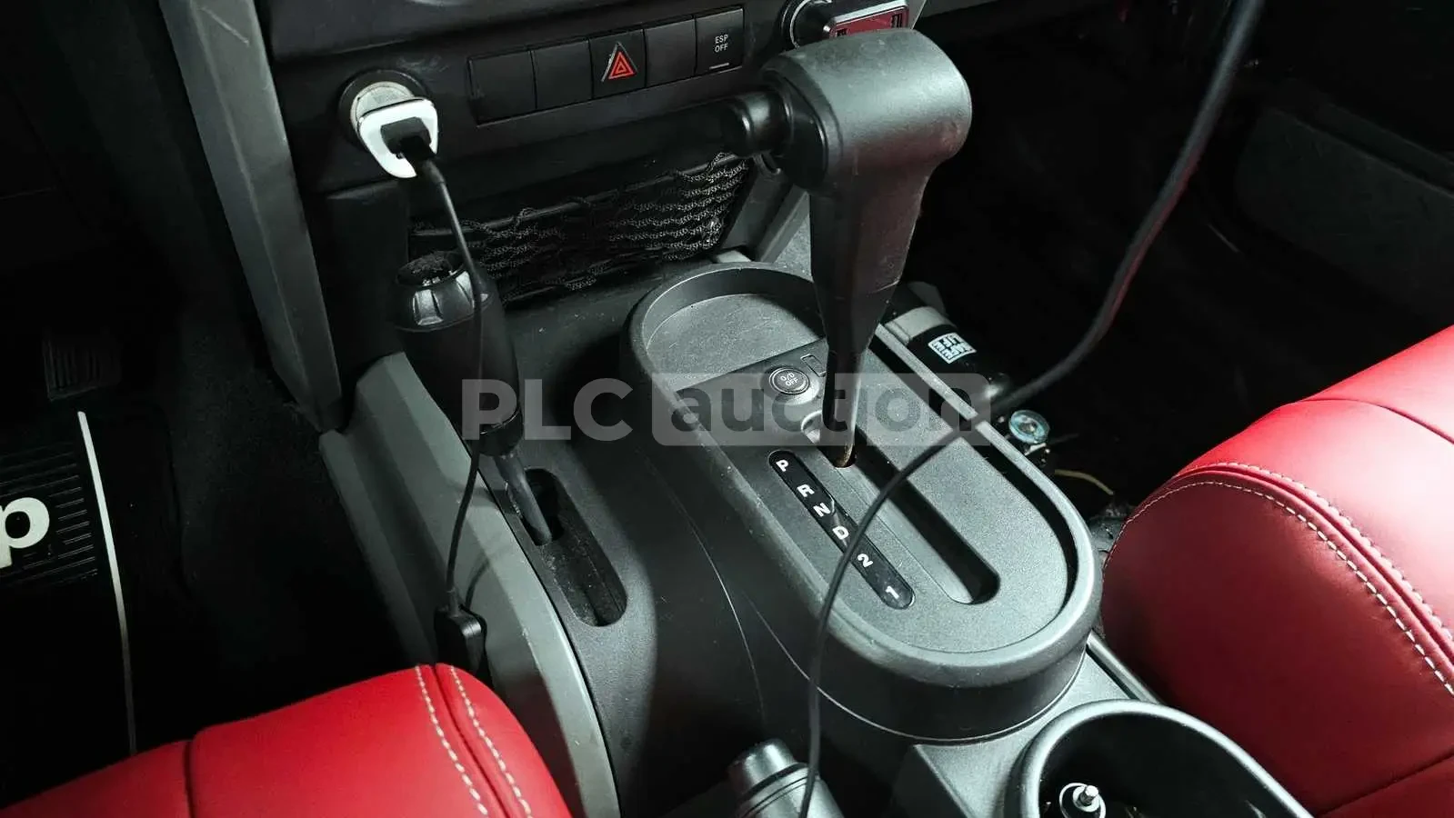 Jeep Wrangler 3.8 SPORT 2-DOOR !!УНИКАТ!!, снимка 8 - Автомобили и джипове - 55082073