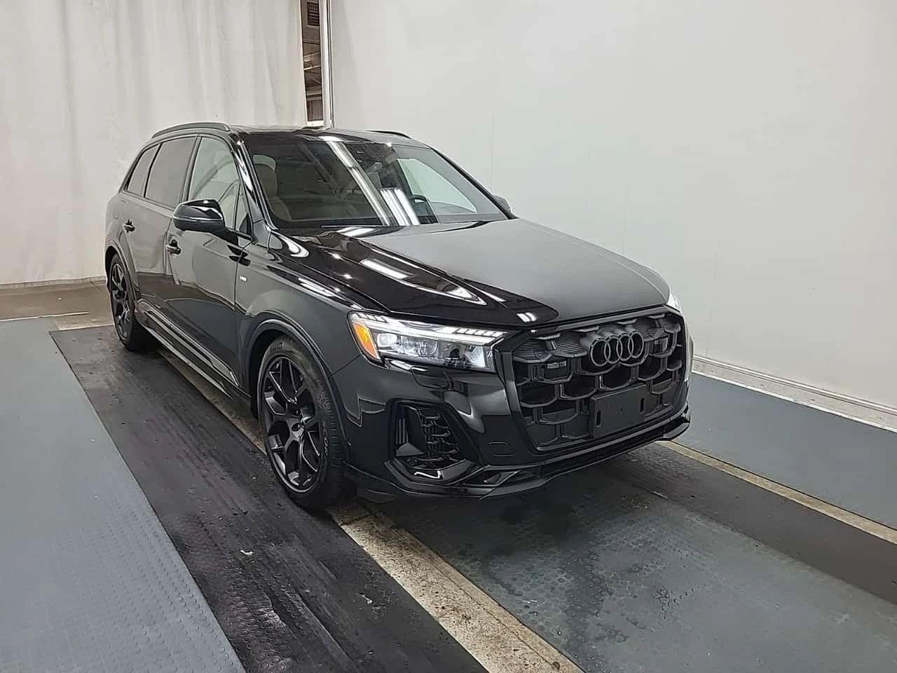 Audi Q7 TECHNIK / MATRIX / DISTRONIC / 360 , снимка 2 - Автомобили и джипове - 55662990