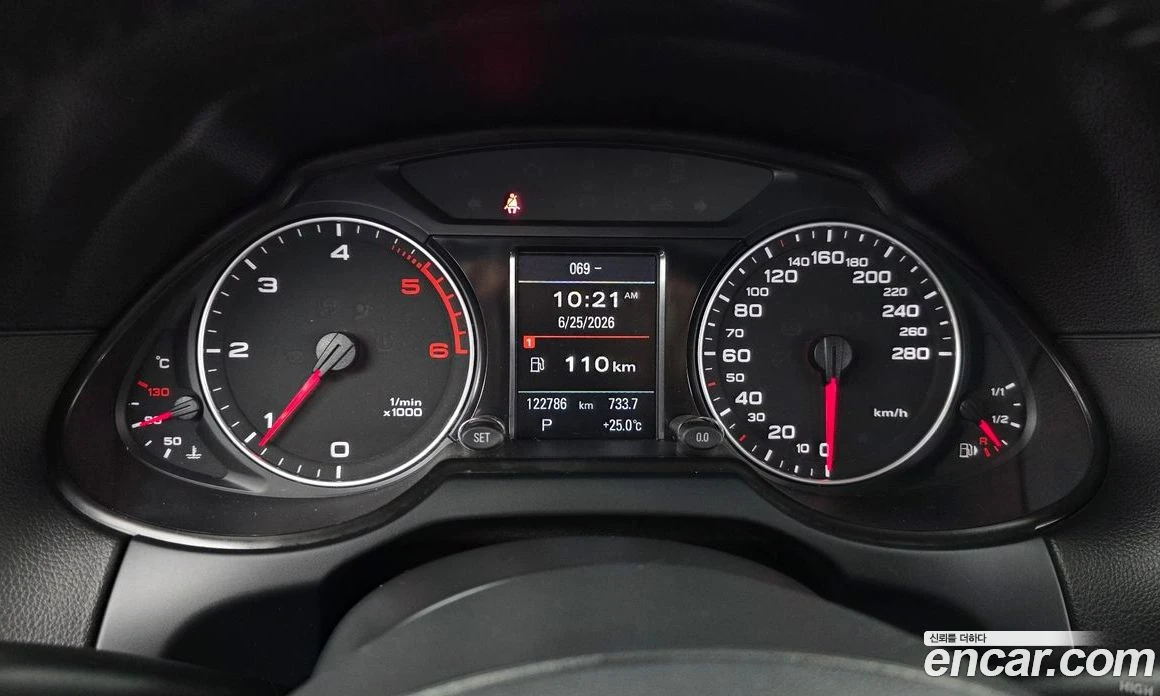 Audi Q5 2.0 TDI Quattro Dynamic 8R, снимка 8 - Автомобили и джипове - 55965290