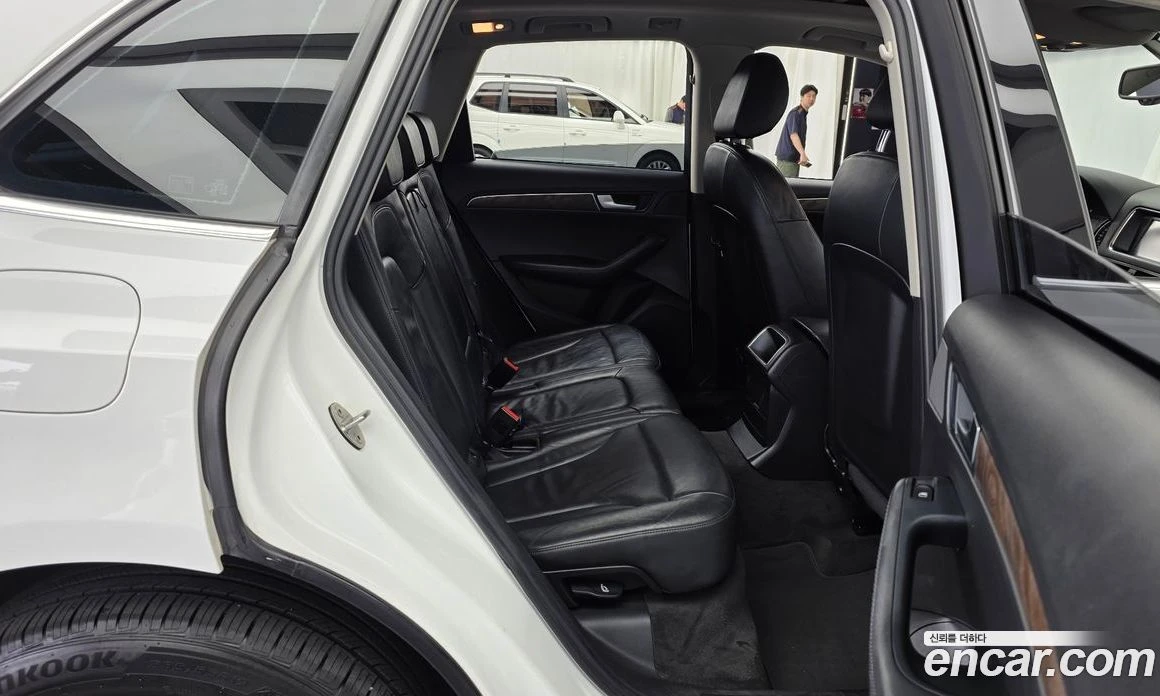 Audi Q5 2.0 TDI Quattro Dynamic 8R, снимка 12 - Автомобили и джипове - 55965290
