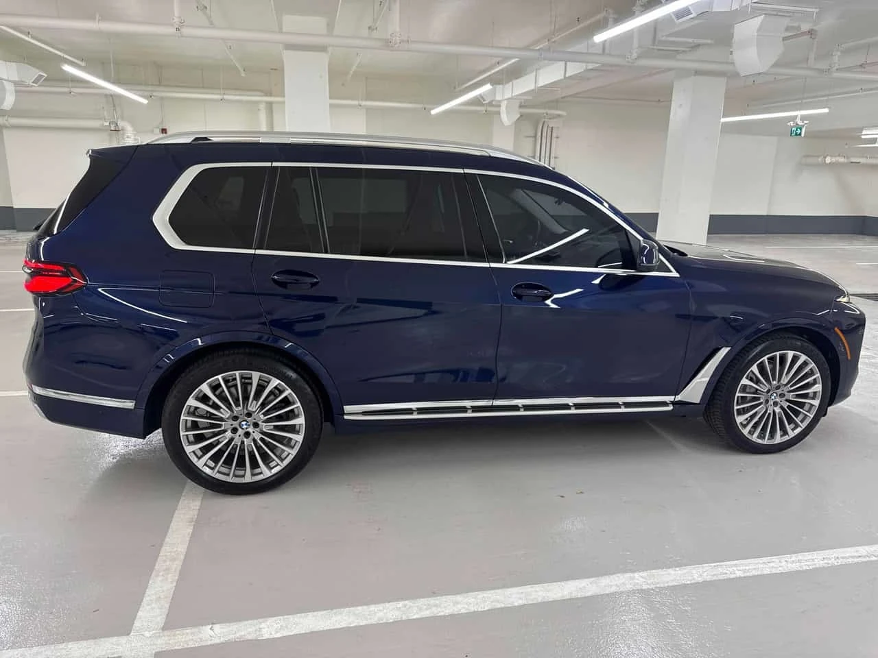 BMW X7  xDrive40i / 360 / Dis /Hud / Carfax  | Mobile.bg � ����������� 3