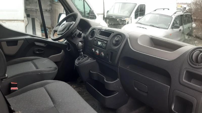 Renault Master 2.3dci/на части , снимка 5 - Бусове и автобуси - 35738014