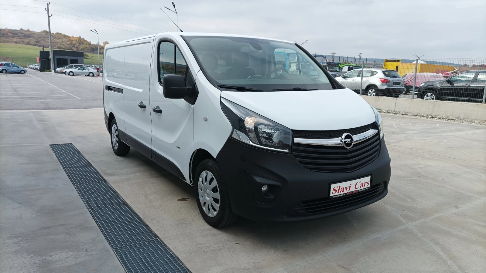 Opel Vivaro 1.6 td Biturbo 157.000 km - изображение 3