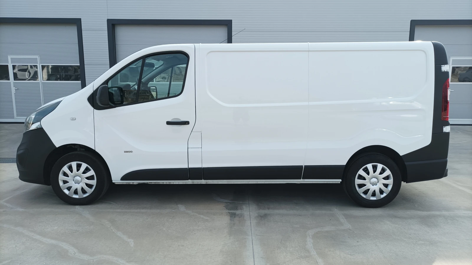 Opel Vivaro 1.6 td Biturbo 157.000 km - изображение 7