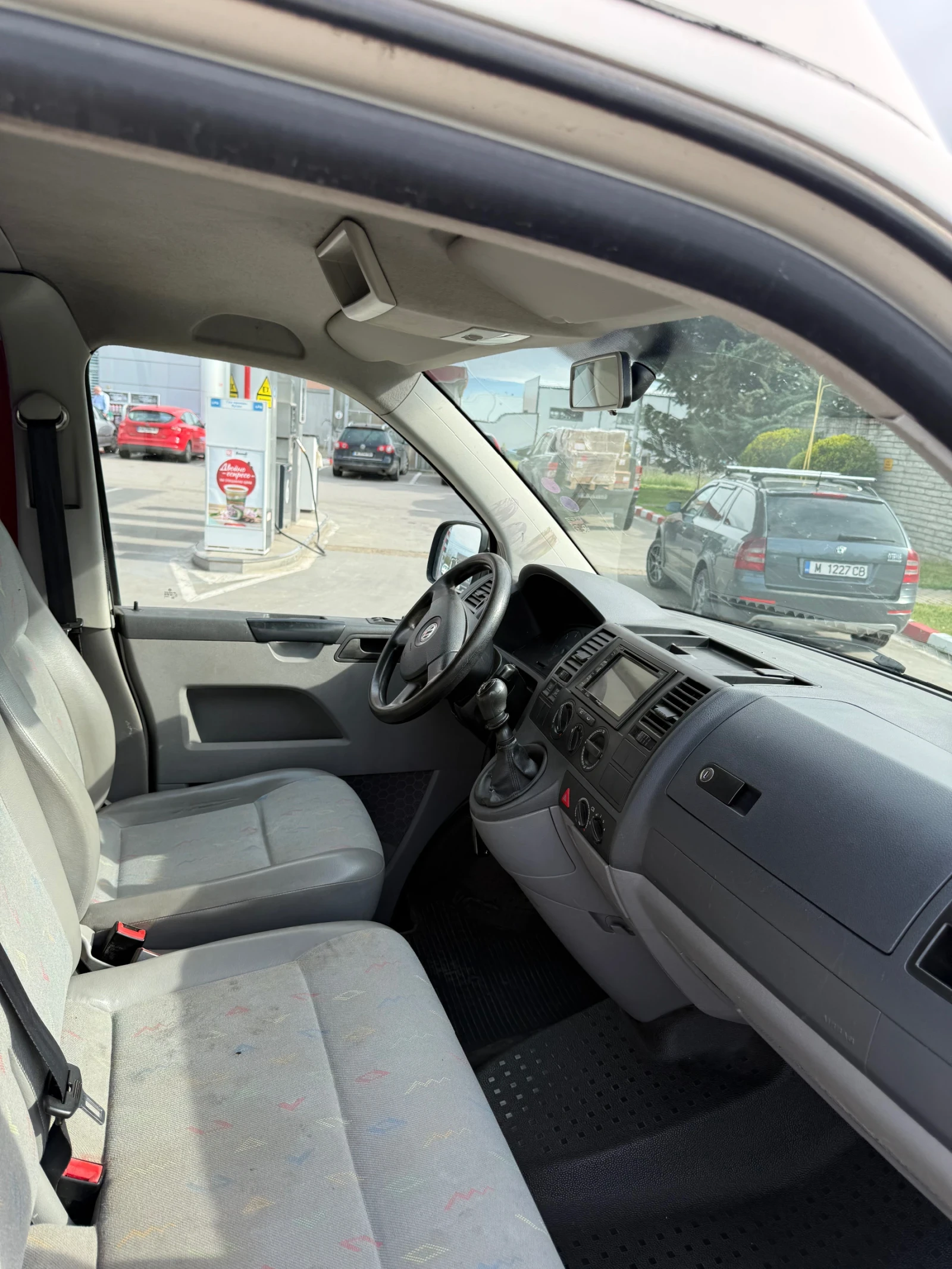 VW T5 2.5TDI КЕМПЕР, снимка 11 - Бусове и автобуси - 54357270