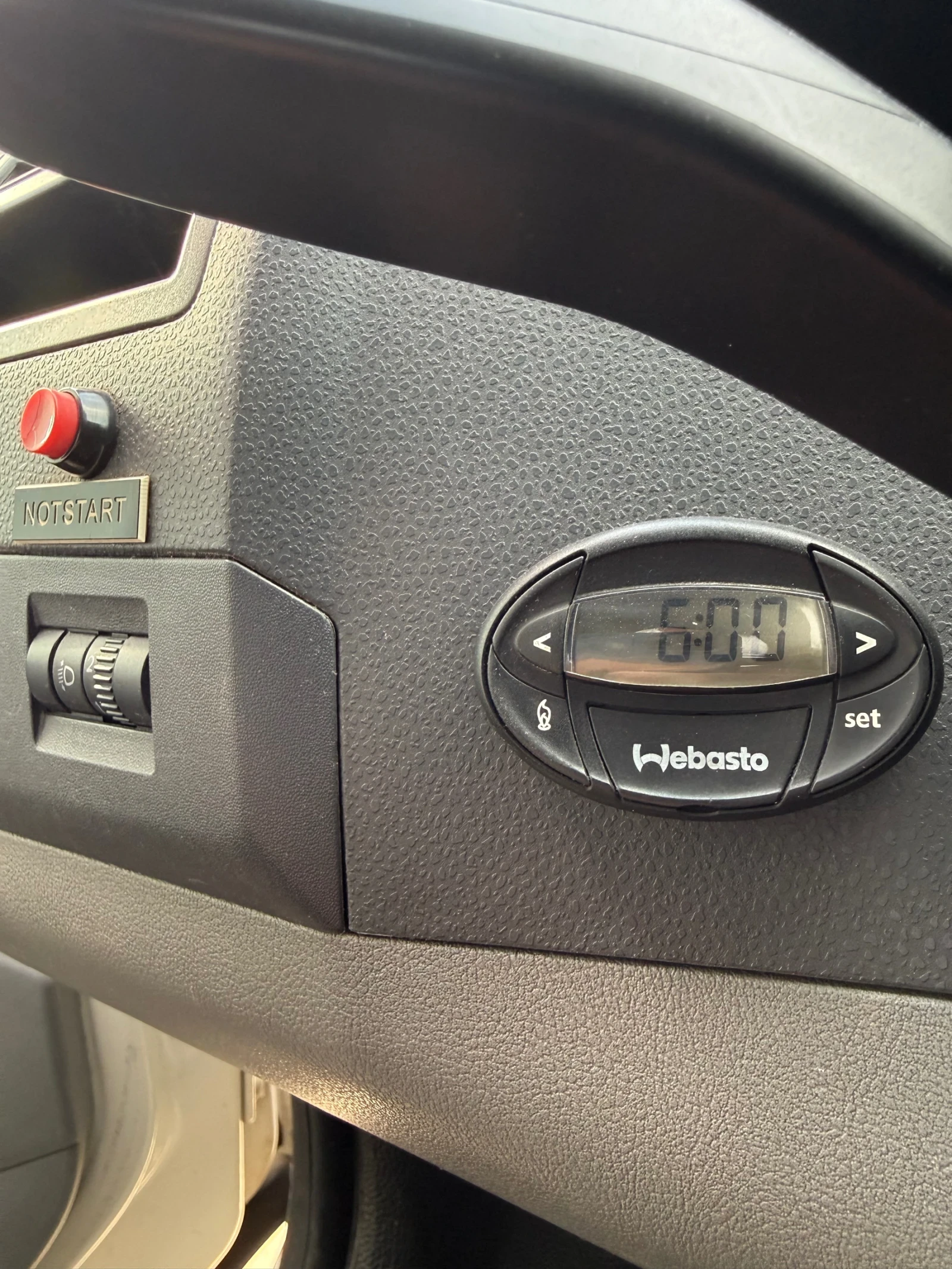 VW T5 2.5TDI КЕМПЕР, снимка 15 - Бусове и автобуси - 54357270