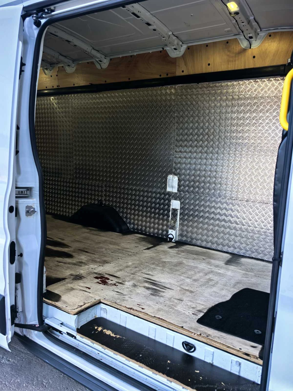 Ford Transit JUMBO EURO6, снимка 15 - Бусове и автобуси - 56326993