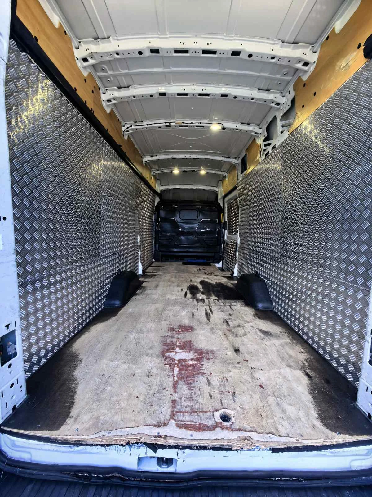 Ford Transit JUMBO EURO6, снимка 14 - Бусове и автобуси - 56326993