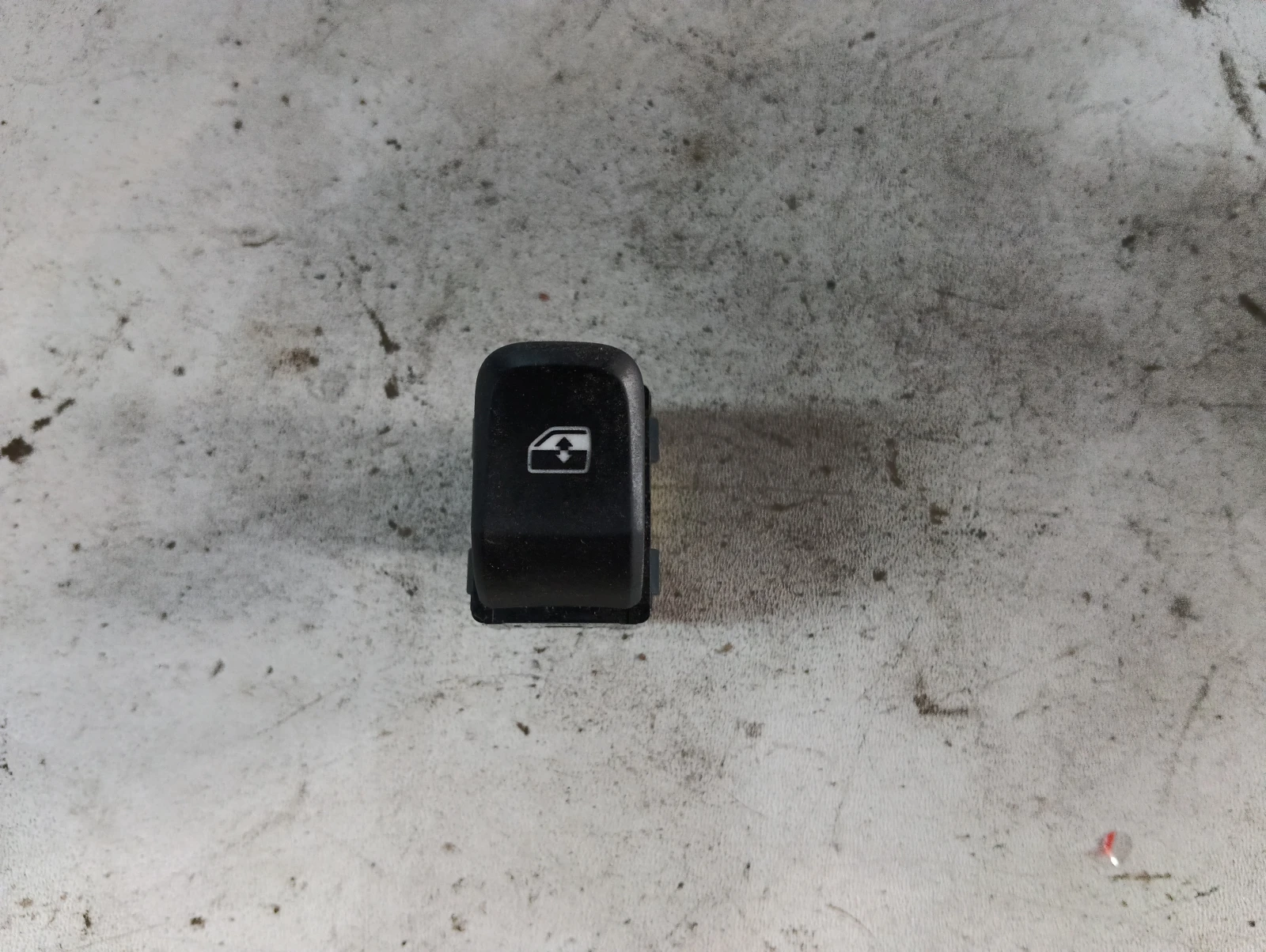 копче ел. стъкла 8V0959855B Audi A3