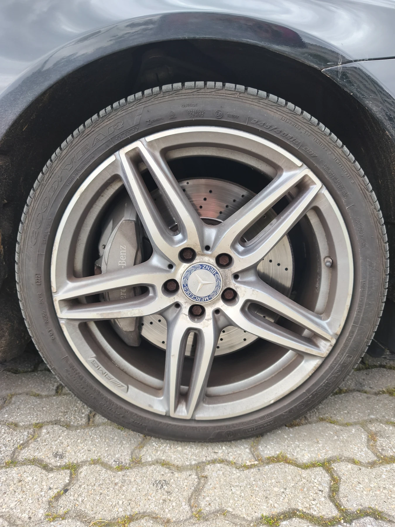 ���� � ������ 245/40R19 �� Mercedes-Benz E 220 | Mobile.bg � ����������� 2