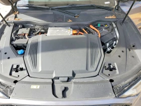 Audi E-Tron Premium Plus, снимка 12