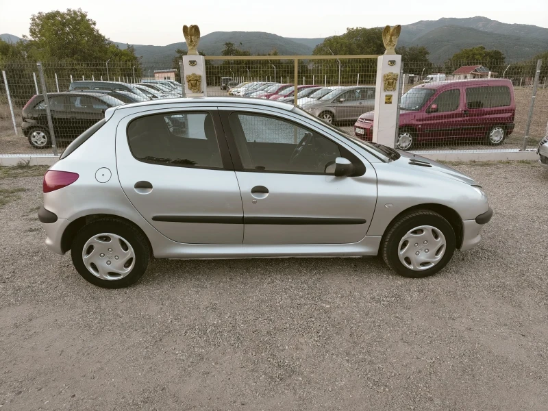 Peugeot 206 1.4 Автоматик климатроник, снимка 7 - Автомобили и джипове - 46921288