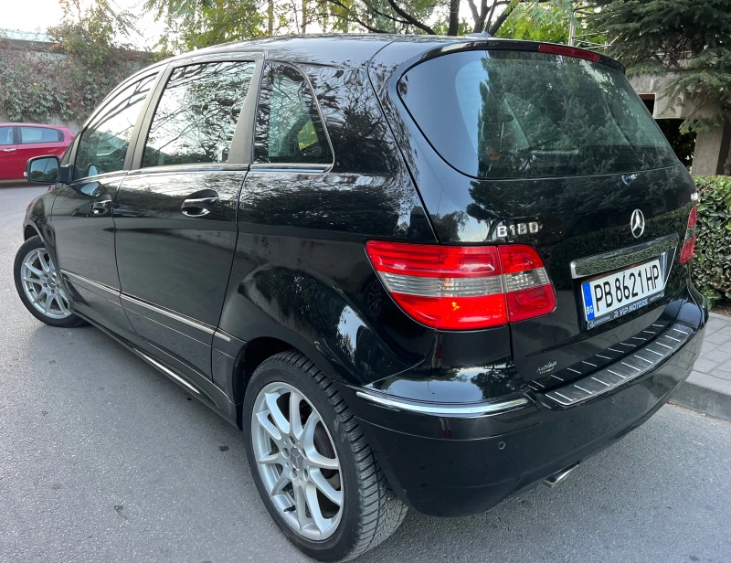 Mercedes-Benz B 180 CDI FACELIFT/NAVI/6sk/PODGREV/KLIMATRONIK/UNIKAT, снимка 4 - Автомобили и джипове - 47931291