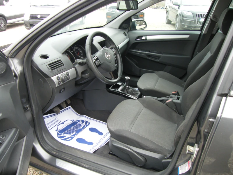 Opel Astra 1.6i GAZ инжекцион, снимка 8 - Автомобили и джипове - 49326187