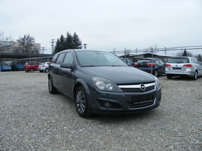 Opel Astra 1.6i GAZ инжекцион, снимка 2 - Автомобили и джипове - 49326187