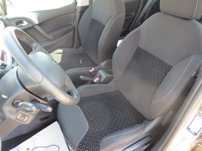 Citroen C3 1.4 i * ГАЗ* , снимка 10 - Автомобили и джипове - 51442605