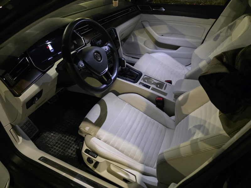 VW Passat, снимка 8 - Автомобили и джипове - 52507344